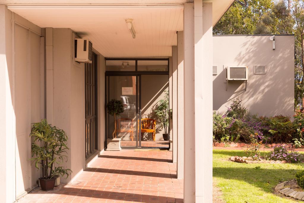 Chadstone Executive Motel Oakleigh Bagian luar foto